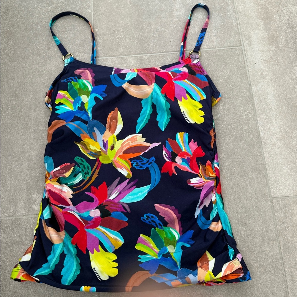 NEW LA BLANCA
Women's La Blanca By The Sea Lingerie Strap Underwire Tankini Top